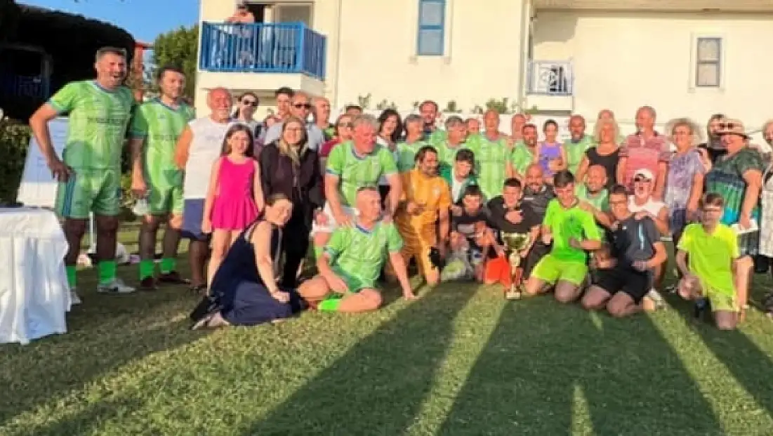 Cebelli Masterler Soccer Cup 2023'ü kazandı