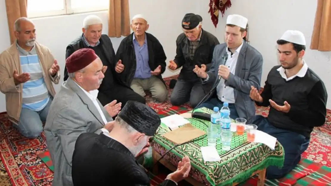 RODOPLAR'DA GELENEKSEL BAHAR VE YAZ MEVİTLERİ BAŞLADI