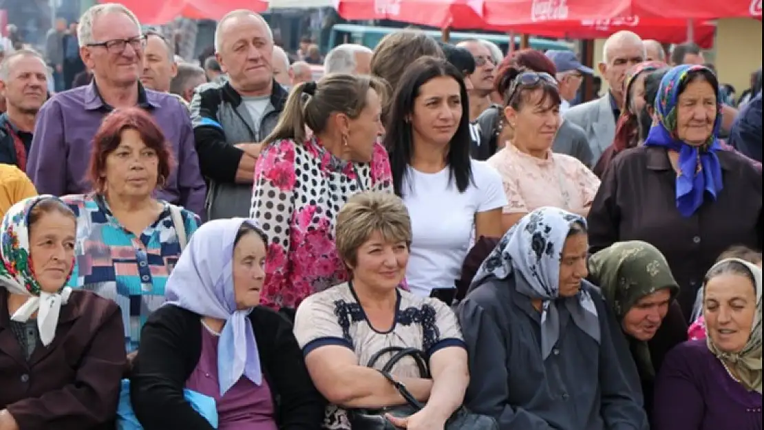 SEÇİMLERDE DAĞITILACAK AVANTALAR ANALARININ AK SÜTÜ GİBİ HELALDİR