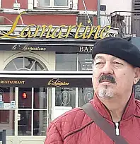 Tozlu tavan arasına kim attı seni