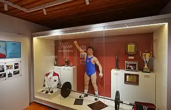 Gururumuz Naim Süleymanoğlu'nun Anı Evi Açıldı