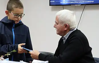 'Ben Zeybeklerin oğluyum,  Mestanlı'dan geliyorum'