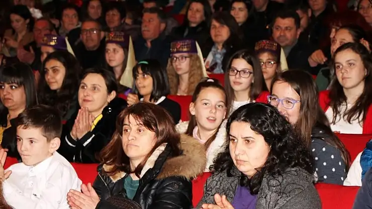 Delyan Peevski, Bulgaristan'daki Türklerin nasıl lideri oldu?