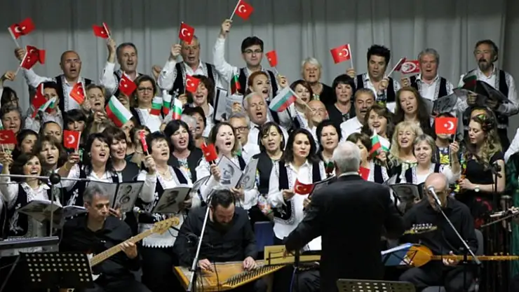 ARDİNO'DA ORTAK KONSER