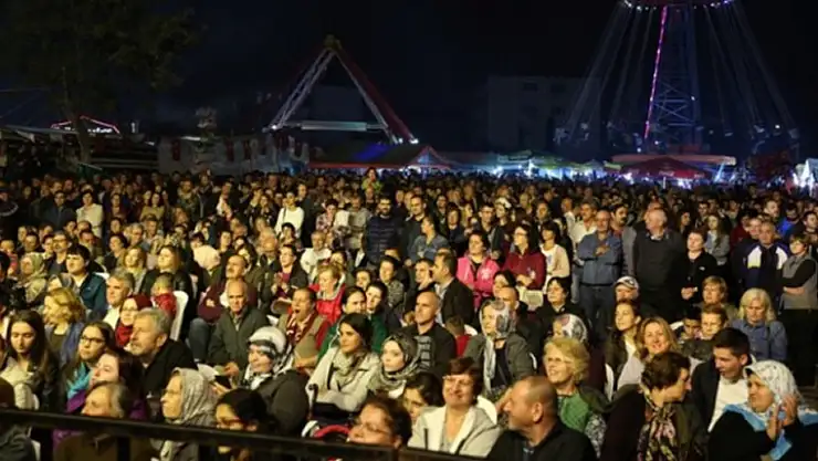 BÖYLE İFTİRALARA  VE KUYRUKLU YALANLARA NE DENMELİ