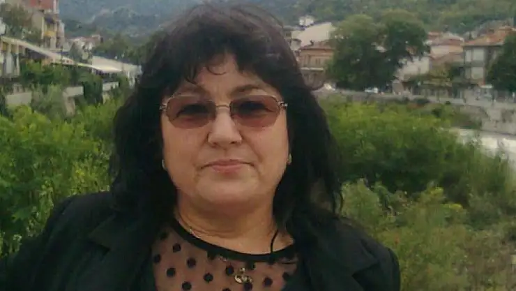 ÇİLEKLİ KÖYÜNÜ BİR ÇUVAL ALTINA DEĞİŞMEM