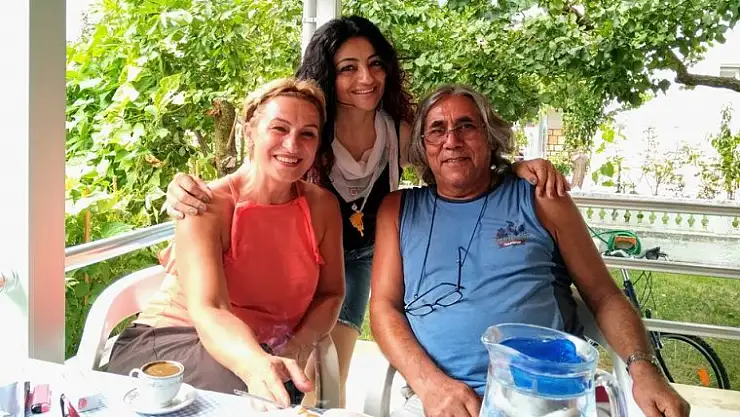 ŞİİRİMİZİN GÜNEŞLİ YÜZÜ, UĞUR ÇİÇEĞİ