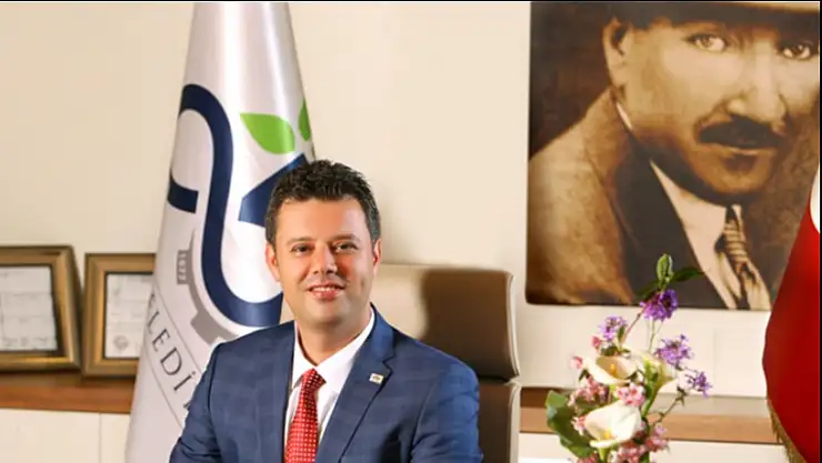 ALVANLI KÖKENLİ AHMET SARIKURT ÇORLU BELEDİYE BAŞKANI OLDU